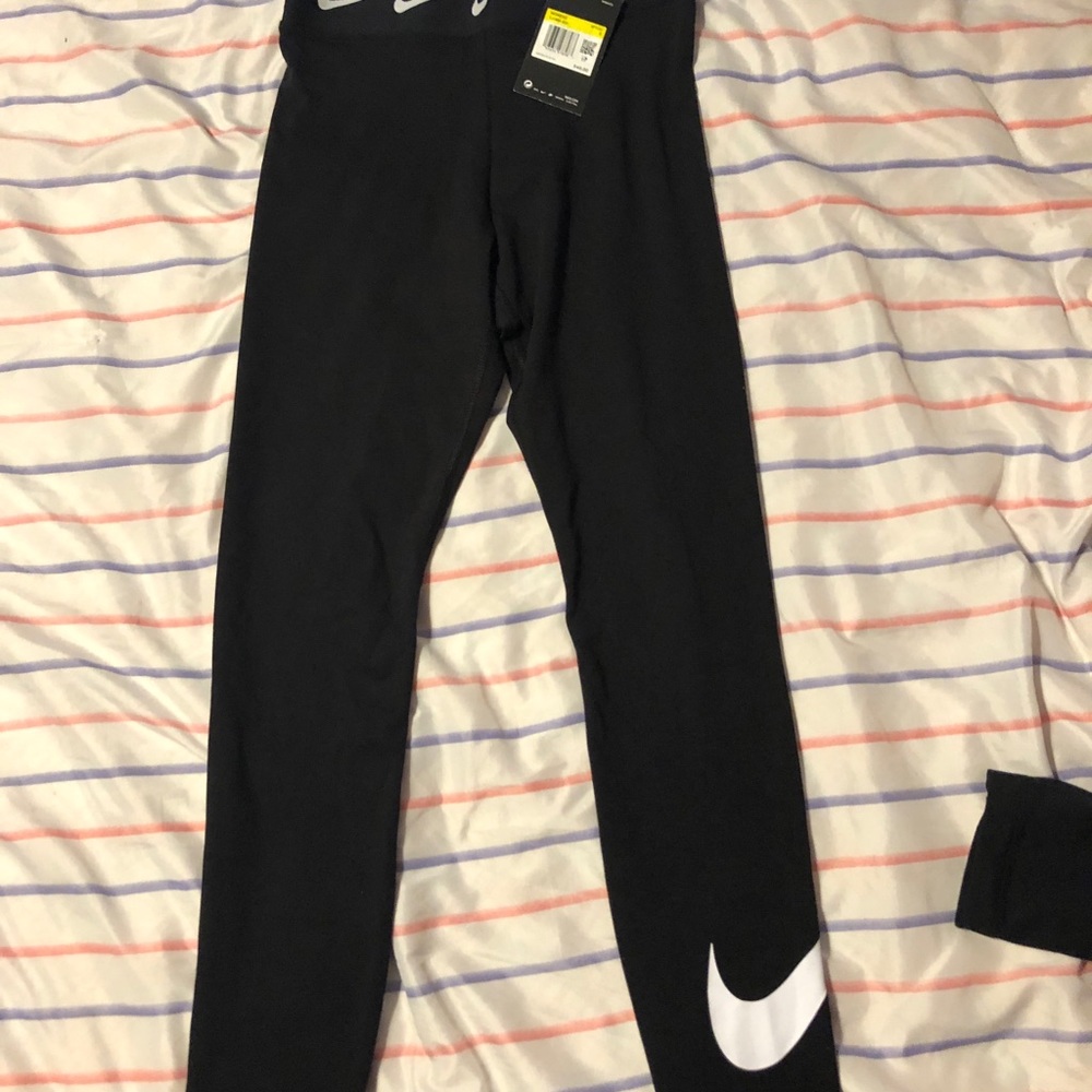 Nike leggings